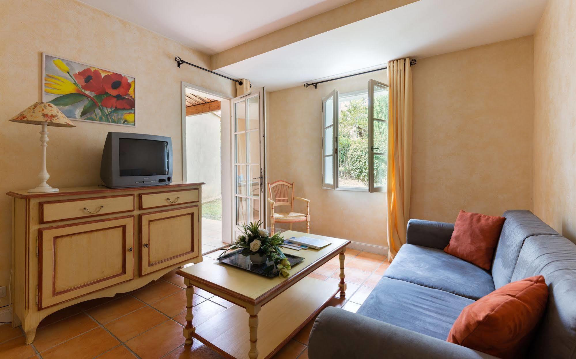 Lagrange Vacances Domaine De Fayence Exterior photo